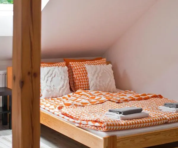 33 אכסניה טרצ'ביניה