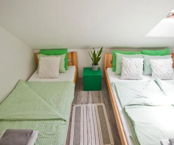 אכסניה 33 טרצ'ביניה